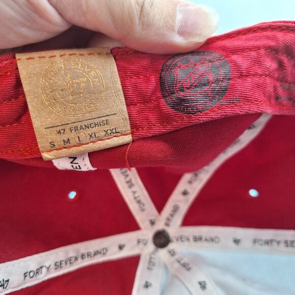 Detroit Red Wings Fitted Hat Size Large 47Brand Red White Cotton NHL - Picture 7 of 7